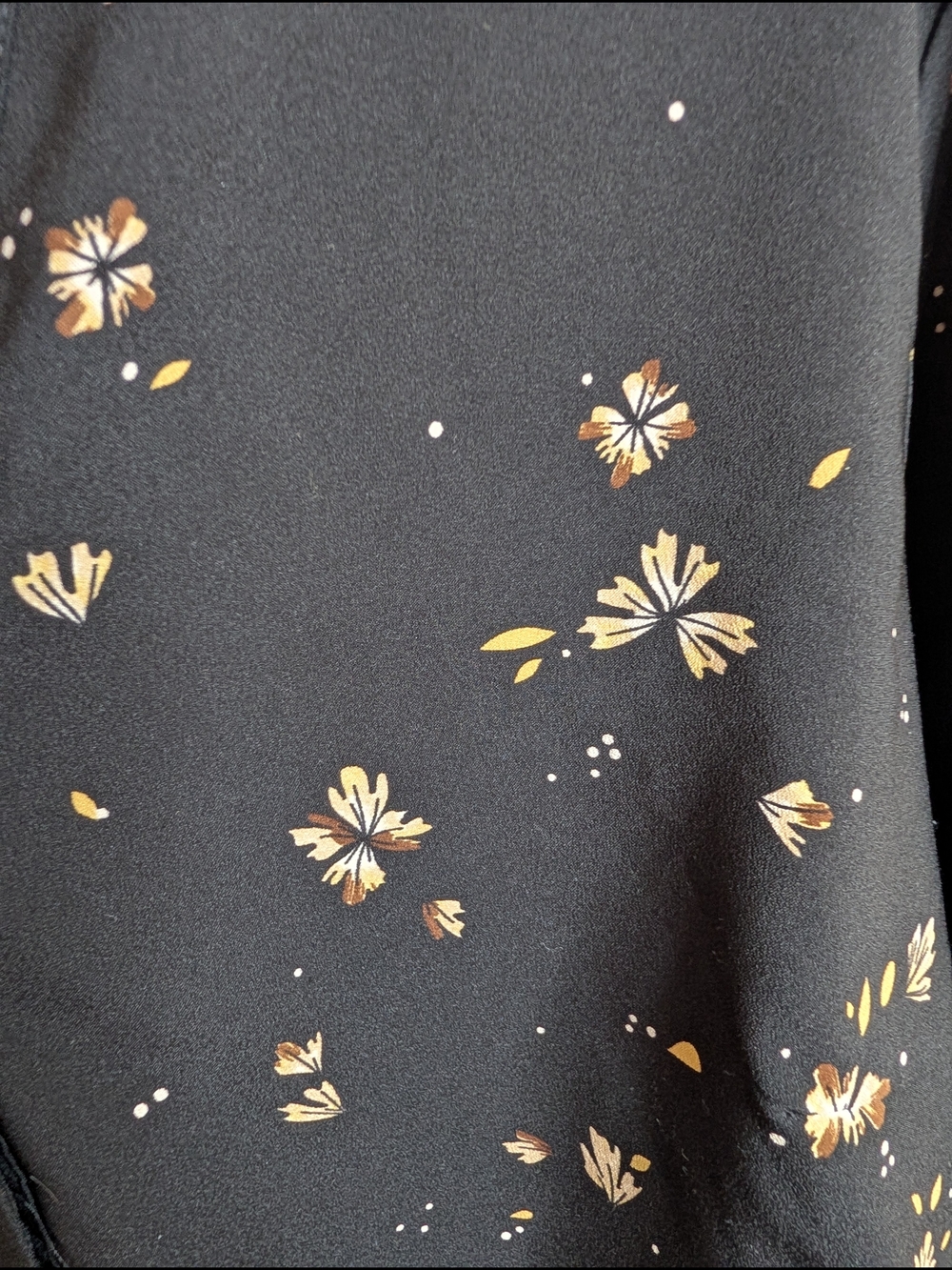 Hilary Radley XXL Black Gold Floral Blouse Long Sleeve V-Neck Flowy Work Top - Picture 3 of 4